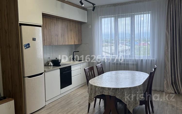 3-комнатная квартира · 80 м² · 7/9 этаж, мкр Аксай-3Б 30а — Толе Би Яссауи за 350 000 ₸ в Алматы, Ауэзовский р-н — фото 2