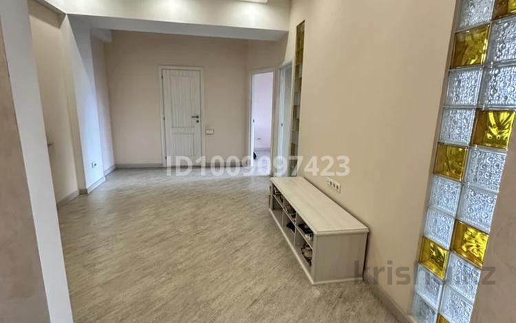 3-бөлмелі пәтер · 78 м² · 7/10 қабат, Розыбакиева 250б — Радостовца, бағасы: 76 млн ₸ в Алматы, Бостандыкский р-н — фото 2