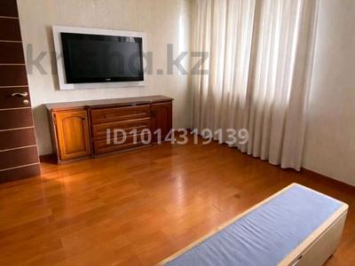 2-бөлмелі пәтер · 90 м² · 2/5 қабат, Жетісу-2 ш/а. 2, бағасы: 55.5 млн ₸ в Алматы, Ауэзовский р-н