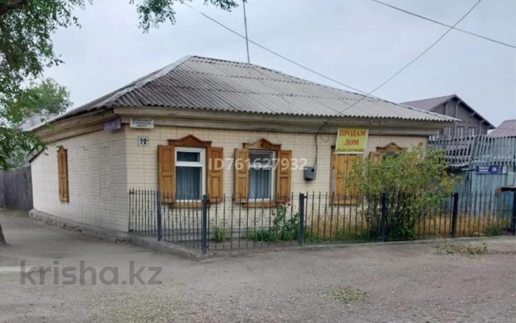 Жеке үй · 3 бөлме · 67.4 м² · 3 жүзд., Ешекеева 28 — Рядом с ЦУМом, бағасы: 21 млн ₸ в Семее — фото 3
