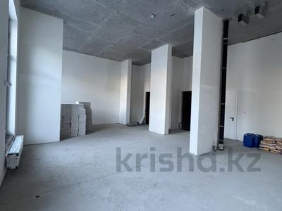 2-комнатная квартира · 115 м² · 1/8 этаж, Тасшокы, 4​ 4 за 121 млн 〒 в Астане, Алматы р-н