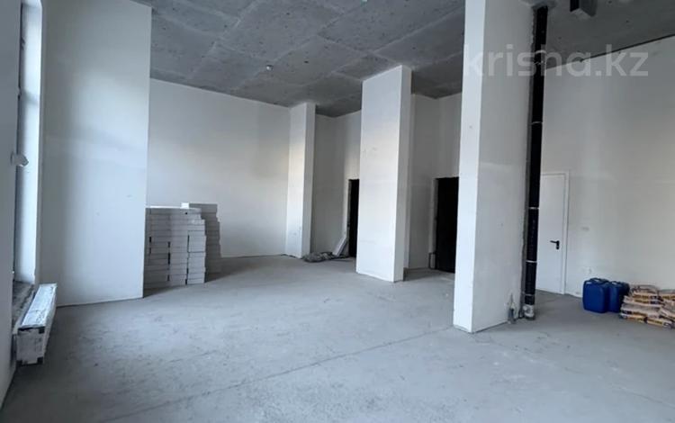 2-комнатная квартира · 115 м² · 1/8 этаж, Тасшокы, 4​ 4 за 121 млн 〒 в Астане, Алматы р-н — фото 2