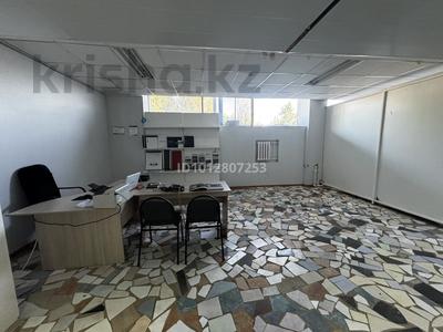 Офисы · 25 м² за 35 000 ₸ в Актобе, мкр 12
