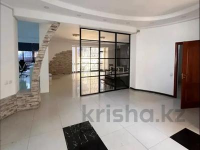 Отдельный дом · 5 комнат · 430 м², мкр Горный Гигант, Жукова 153А — Жукова за ~ 2.5 млн 〒 в Алматы, Медеуский р-н