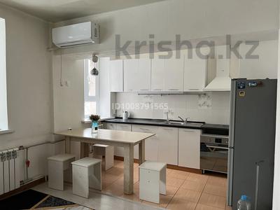 2-комнатная квартира · 44 м² · 3/3 этаж, Суюнбая — Райымбека за 300 000 〒 в Алматы, Жетысуский р-н