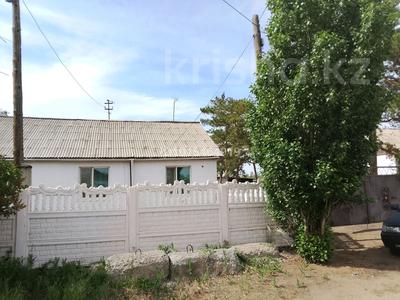 Отдельный дом · 4 комнаты · 118 м² · 10 сот., Маметова 3 — Главная улица в сторону ДК за 17 млн ₸ в Заре