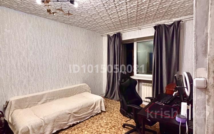 1-комнатная квартира · 32 м² · 2/2 этаж, мкр Михайловка , Жанибекова 59а за 11 млн ₸ в Караганде, Казыбек би р-н — фото 2