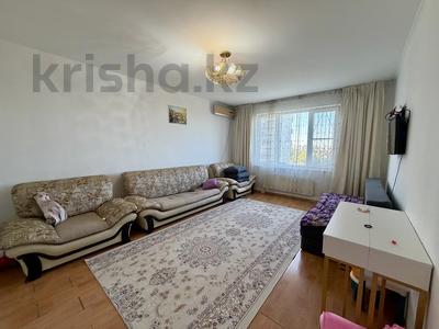 2-комнатная квартира · 78 м² · 6/9 этаж, мкр Аксай-1А 21 за 43 млн ₸ в Алматы, Ауэзовский р-н