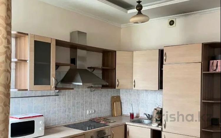 2-бөлмелі пәтер · 92 м² · 10/18 қабат, Курмангазы 145, бағасы: 71 млн ₸ в Алматы, Алмалинский р-н — фото 2