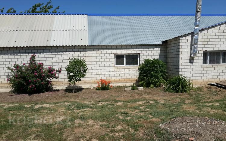 Отдельный дом · 6 комнат · 120 м² · 6 сот., Микр 7 дом 15 а — Напротив 5микр первая улица за 18 млн 〒 в Аксае — фото 2