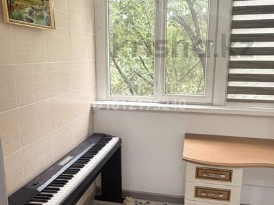 1-комнатная квартира · 40 м² · 3/9 этаж, ул. Молдагуловой 32 за 16 000 ₸ в Алматы, Алмалинский р-н