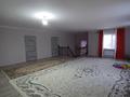 Отдельный дом · 10 комнат · 300 м² · 8 сот., мкр Кокарна, 13 00 — Вдоль дороги за 60 млн 〒 в Атырау — фото 2