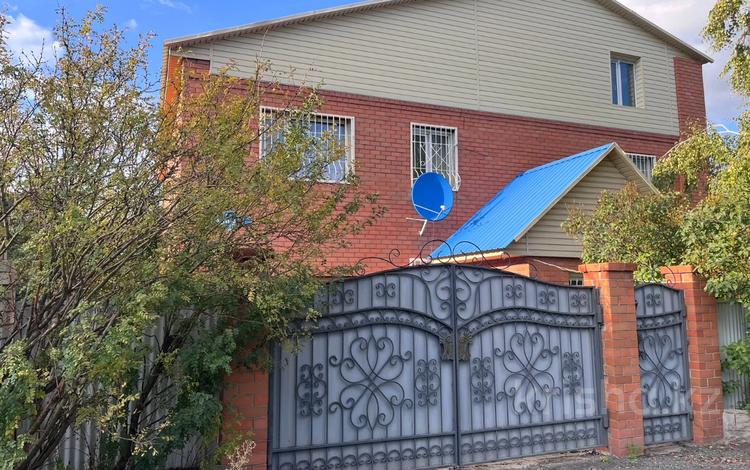 Отдельный дом · 7 комнат · 251 м² · 12.11 сот., Жастар 5 за 72 млн 〒 в Экибастузе — фото 42