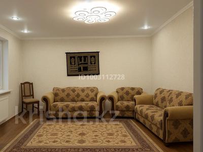 4-бөлмелі пәтер · 85.2 м² · 3/10 қабат, Майкудук, Мкр Голубые пруды 4, бағасы: 35 млн ₸ в Караганде, Алихана Бокейханова р-н