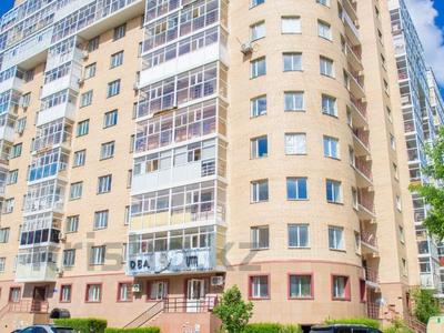 2-бөлмелі пәтер · 90 м² · 12/12 қабат, Торайгырова 2, бағасы: ~ 25.3 млн ₸ в Астане, р-н Байконур