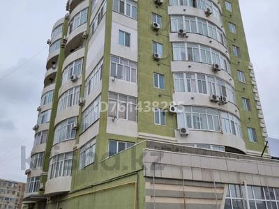 4-комнатная квартира · 174 м² · 4/10 этаж, Сатпаева 35 за 73 млн 〒 в Атырау