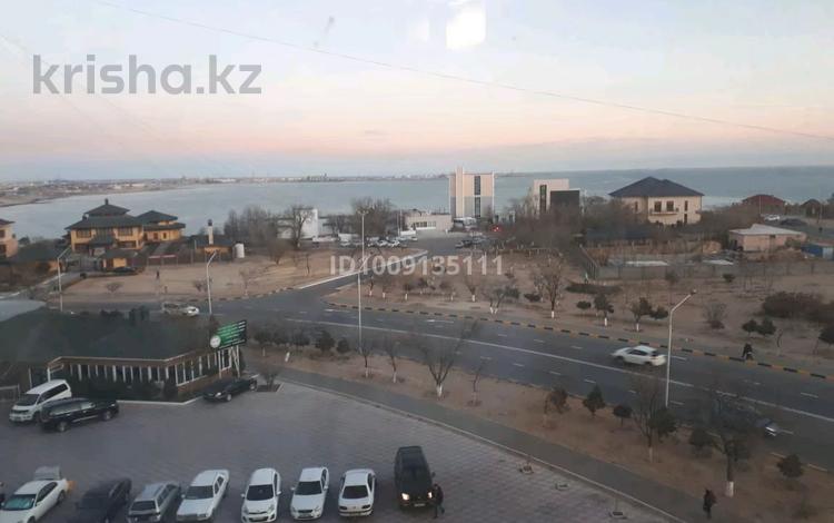 1-комнатная квартира · 35 м² · 4/9 этаж, 4-й мкр 9 за 100 000 ₸ в Актау — фото 2