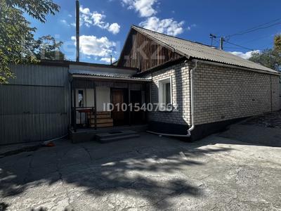 Жеке үй · 4 бөлме · 74 м² · 4 жүзд., Абая 3, бағасы: 30 млн ₸ в Семее