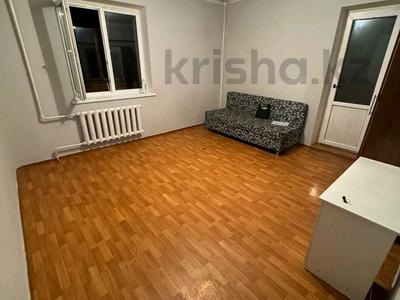 1-комнатная квартира, 45 м², 5/14 этаж, мкр Аксай-1 за 23.5 млн 〒 в Алматы, Ауэзовский р-н