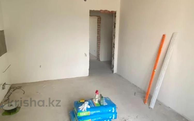 2-бөлмелі пәтер · 65.8 м² · 2/5 қабат, Алтын орда, бағасы: 20 млн ₸ в Актобе — фото 2