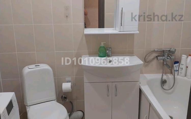 2-комнатная квартира · 44.5 м² · 4/5 этаж, 4 микр 14 за 15.5 млн ₸ в Аксае — фото 2