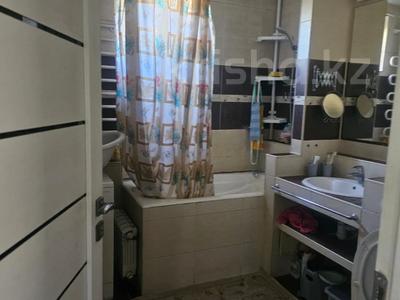 3-комнатная квартира · 65 м² · 4/5 этаж, мкр Тастак-3, Аносова за 46.6 млн ₸ в Алматы, Алмалинский р-н