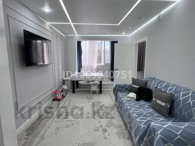 2-комнатная квартира · 48 м² · 3/5 этаж, мкр Каратау 33 — Торговый базар за 17.5 млн 〒 в Таразе