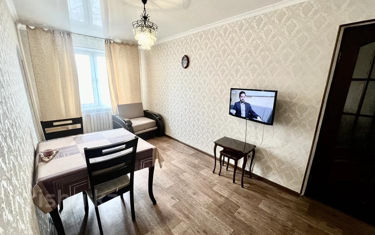 3-комнатная квартира, 60 м², 5/5 этаж, мкр Аксай-2 62 — Саина