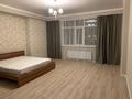 4-комнатная квартира, 194 м², 4/7 этаж помесячно, ул. Булекпаева за 450 000 〒 в Астане, Есильский р-н — фото 7