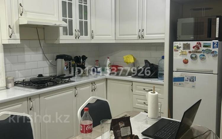 1-комнатная квартира · 47 м² · 3/9 этаж, 19-й мкр 3 за 15 000 ₸ в Актау — фото 2