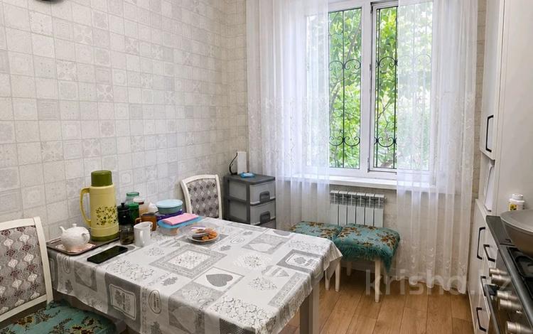 2-комнатная квартира · 70 м² · 3/9 этаж, мкр Мамыр-4 за 54.5 млн ₸ в Алматы, Ауэзовский р-н — фото 78
