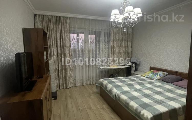2-бөлмелі пәтер · 70 м² · 3/9 қабат, Мамыр-4 ш/а., бағасы: 55 млн ₸ в Алматы, Ауэзовский р-н — фото 92