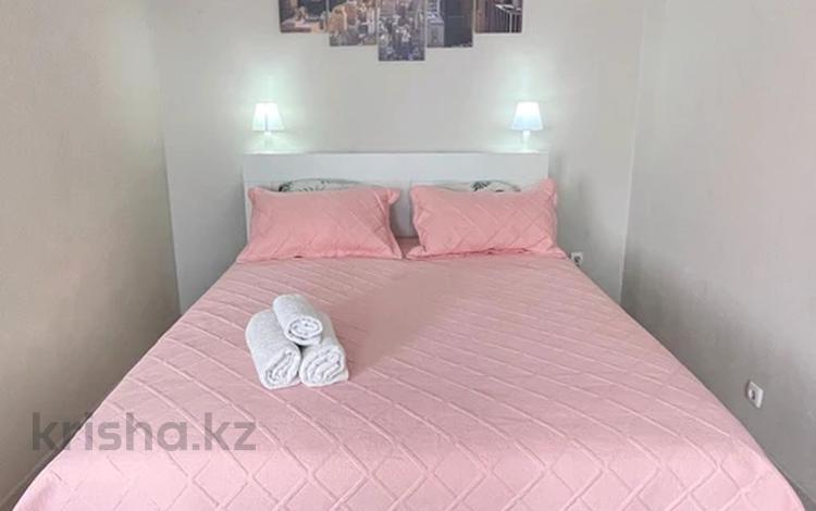 1-комнатная квартира · 42 м² · 6/10 этаж, мкр Нурсая, Таумуш Жумагалиев 15 за 15 000 ₸ в Атырау — фото 2