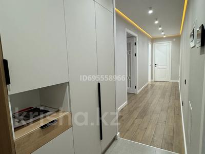 2-комнатная квартира · 66 м² · 8/9 этаж, мкр Нурсая, Абылхаир хана 63 за 400 000 〒 в Атырау