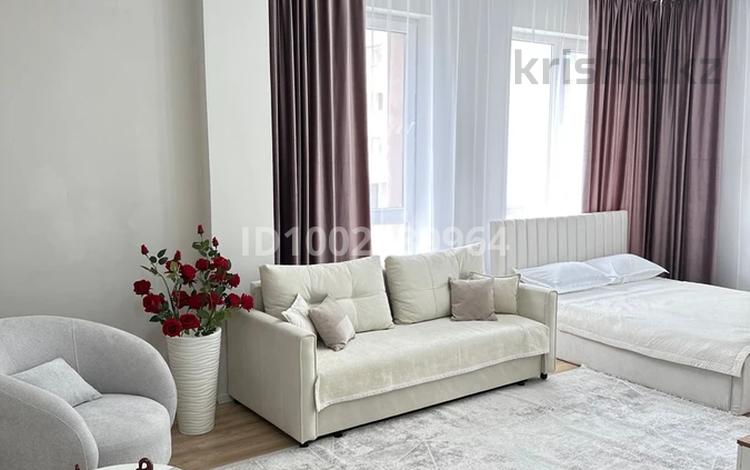2-бөлмелі пәтер · 70 м² · 2/6 қабат, Кабанбай батыра 60/13 — Мега ,Экспо, бағасы: 21 000 ₸ в Астане, Есильский р-н — фото 2