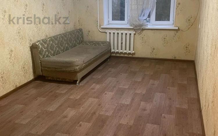 2-комнатная квартира · 41 м² · 3/4 этаж, улица Ленина — Состояние среднее за 80 000 ₸ в Таразе — фото 2