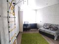 2-бөлмелі пәтер · 50 м² · 2/12 қабат, Назарбаев 235, бағасы: 150 000 ₸ в Уральске — фото 2