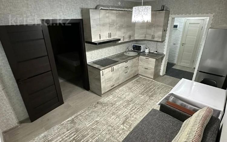 2-бөлмелі пәтер · 44 м² · 10/10 қабат, Ақсай-5 ш/а. 25, бағасы: 32 млн ₸ в Алматы, Ауэзовский р-н — фото 2