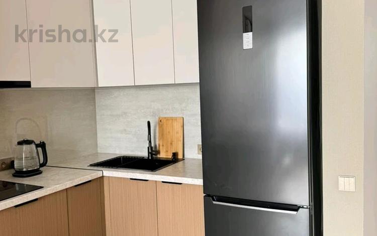 2-комнатная квартира · 48 м² · 13/17 этаж, Е 882 за 280 000 ₸ в Астане, Нура р-н — фото 2