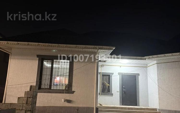 Отдельный дом · 4 комнаты · 130 м² · 8 сот., Рыскулбекова 674 за 65 млн 〒 в  — фото 2