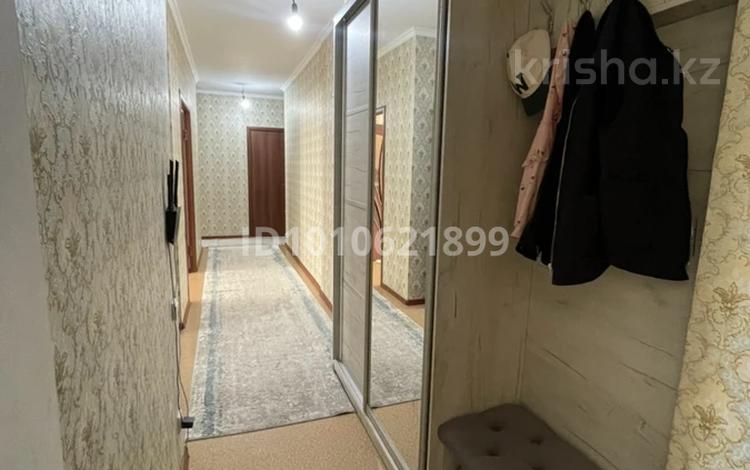 3-бөлмелі пәтер · 77 м² · 2/9 қабат, Тұран ш/а 359/27, бағасы: 200 000 ₸ в Шымкенте, Каратауский р-н — фото 2