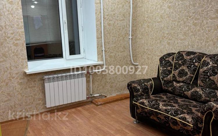 2-бөлмелі пәтер · 100 м² · 10/12 қабат, Каюма Мухамедханова 19 — Возле 6 школы, напротив центральной площади, бағасы: 48 млн ₸ в Семее — фото 2