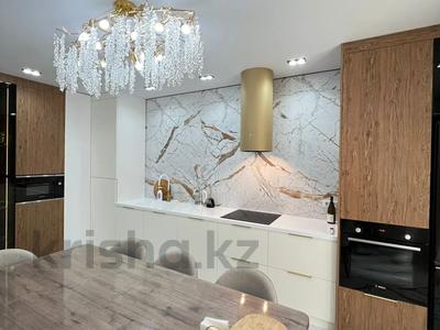 4-комнатная квартира · 135 м² · 11/12 этаж, Адрес Торекулова 93 93 за 135 млн 〒 в Алматы, Жетысуский р-н