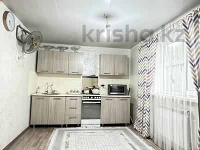 Отдельный дом · 3 комнаты · 70 м² · 8 сот., мкр Алатау (ИЯФ) 25 — Жетбаева за 43.7 млн 〒 в Алматы, Медеуский р-н