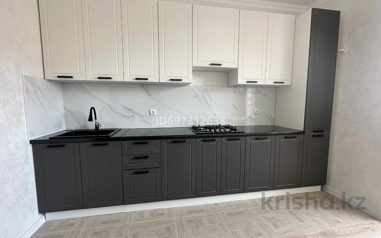 2-бөлмелі пәтер · 60 м² · 3/5 қабат, мкр. Алтын орда — В НОВОМ доме, Школа Білім Смарт и Ақбобек, бағасы: 180 000 ₸ в Актобе — фото 2