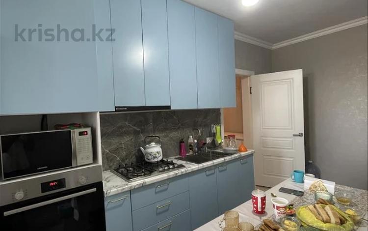 2-комнатная квартира · 63 м² · 7/9 этаж, мкр Акбулак за 37.5 млн ₸ в Алматы, Алатауский р-н — фото 18