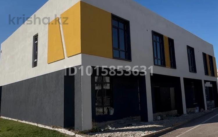 3-комнатная квартира · 70 м², Туздыбастау дулати 1в 1 — Рядом апорт туздыбастау за 28 млн ₸ в Алматы — фото 2