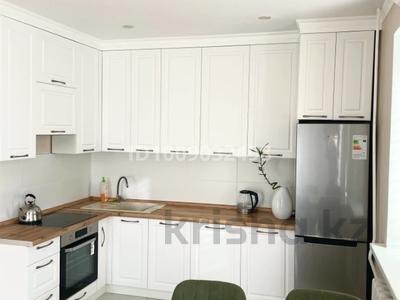 2-комнатная квартира · 55 м² · 7/14 этаж, мкр Самал-1 33 за 450 000 ₸ в Алматы, Медеуский р-н