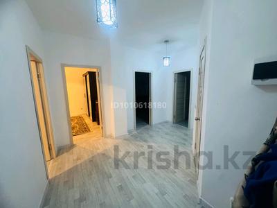 3-комнатная квартира · 83 м² · 2/5 этаж, мкр Нурсая 108 — 37 школа за 200 000 〒 в Атырау