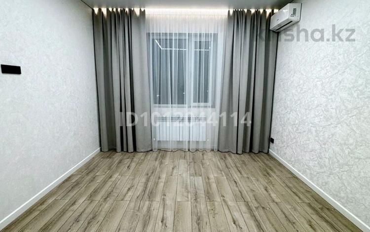 2-комнатная квартира · 71 м² · 6/9 этаж, Молдагуловой 5/4 за 39.8 млн ₸ в Уральске — фото 25